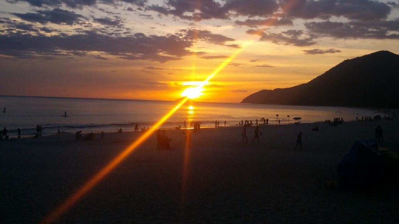 Maresias - Frente P/ Praia - Cond. Fechado - Piscina Aquecida!!!Wi Fi Exclusiva Sao Sebastiao  Luaran gambar